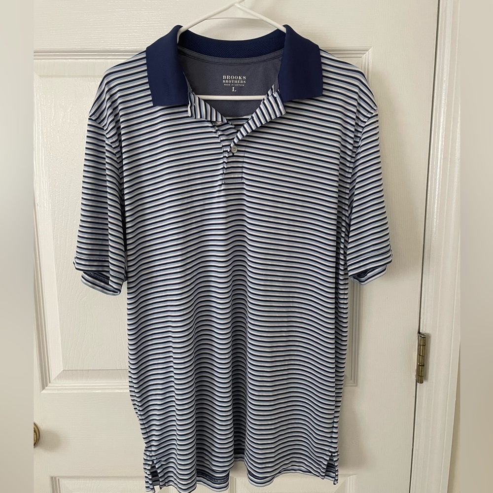 Brooks Brothers Blue-Striped Performance Polo. Size Large.